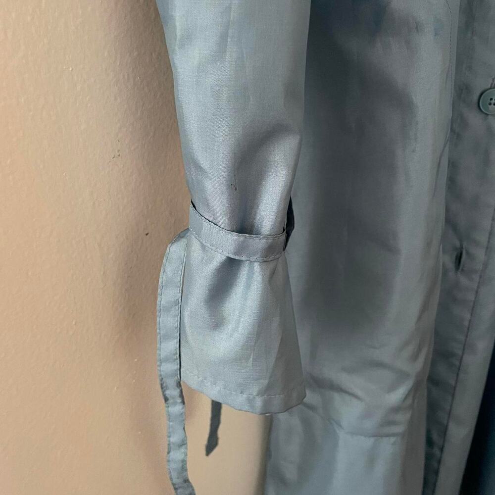 Vintage blue lightweight hooded jacket - Picture 2 of 8